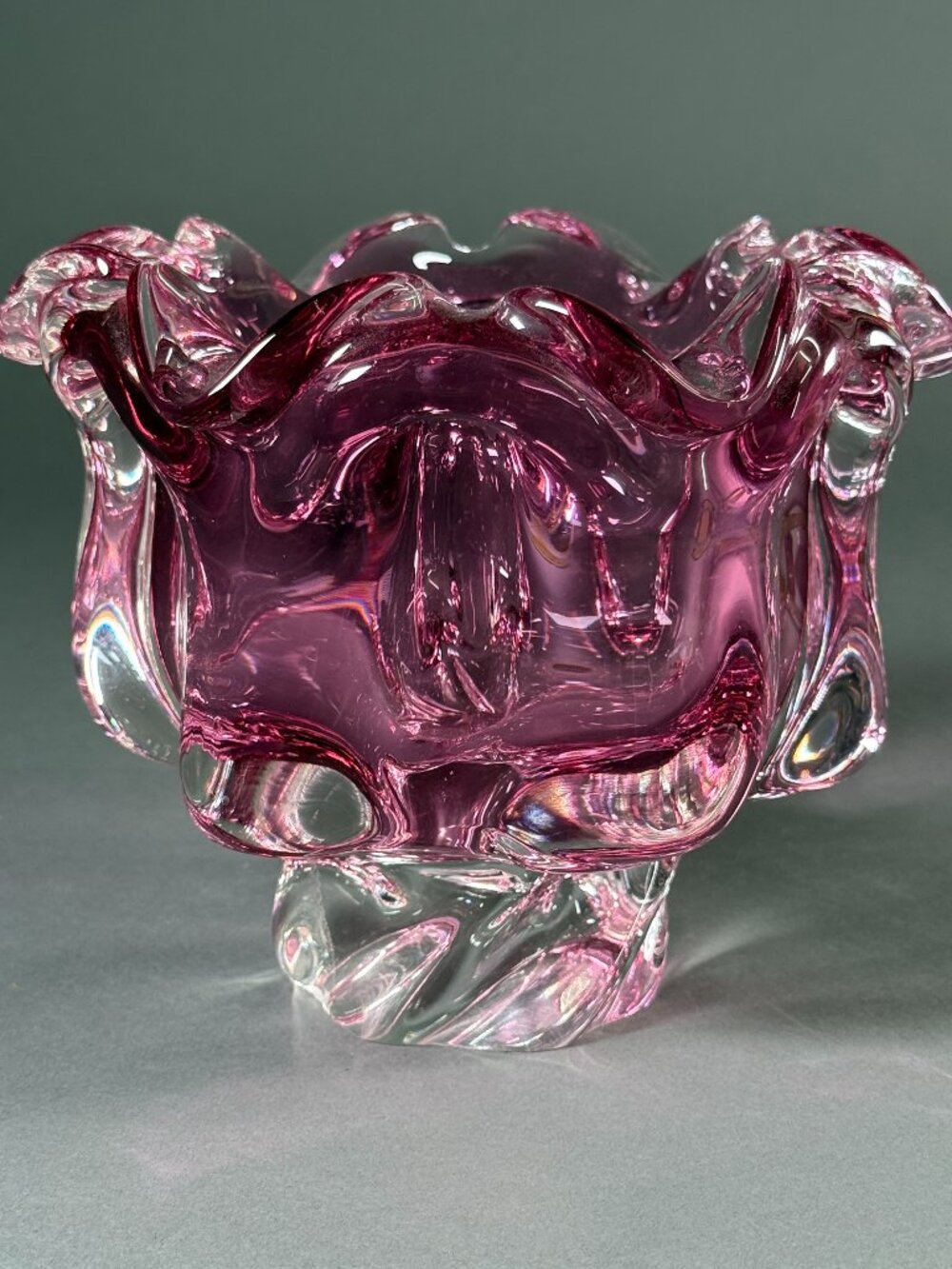 MCM Chribska Cranberry Glass Ruffled Bowl Josef Hospodka Bohemian Art Glass 7"